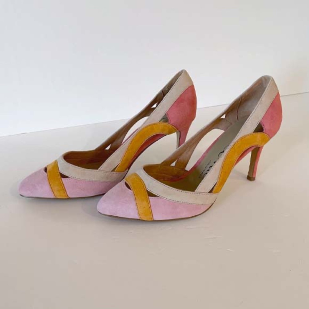 NINA ORIGINALS MULTICOLORED SUEDE HEELS